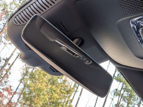 New 2026 Mercedes-Benz GLB 250 image 28