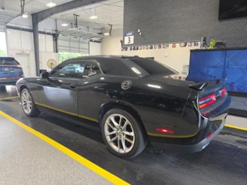 Used 2022 Dodge Challenger GT AWD/4WD image 4