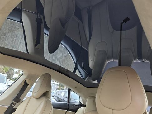 Used 2017 Tesla Model S 75D image 16