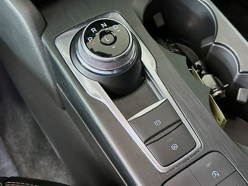 Certified 2025 Ford Escape ST-Line image 19