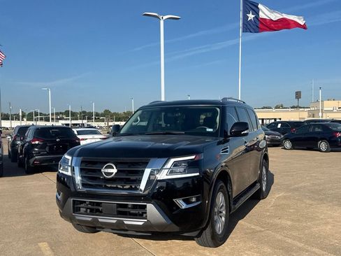 Certified 2024 Nissan Armada SV w/ Cargo Package RWD image 8