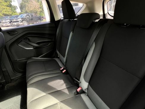Used 2016 Ford Escape S FWD image 22