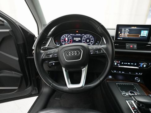 Used 2018 Audi Q5 2.0T Premium Plus w/ Premium Plus Package image 23