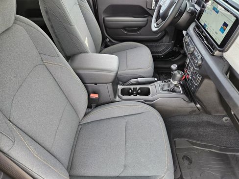 New 2026 Jeep Gladiator Willys image 18