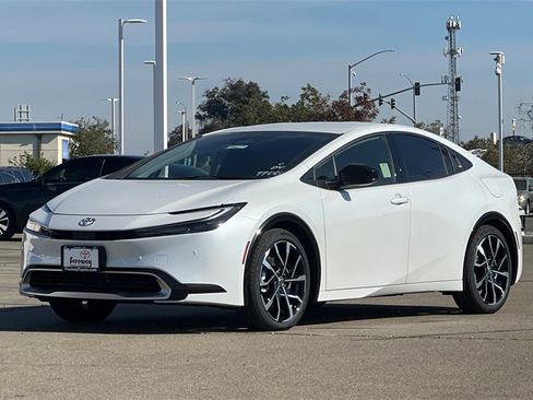 New 2026 Toyota Prius XSE image 8