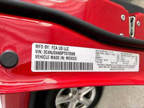 Used 2023 Jeep Compass Sport image 33