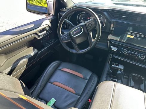 Used 2024 GMC Sierra 1500 AT4 w/ AT4 Premium Package AWD/4WD image 22