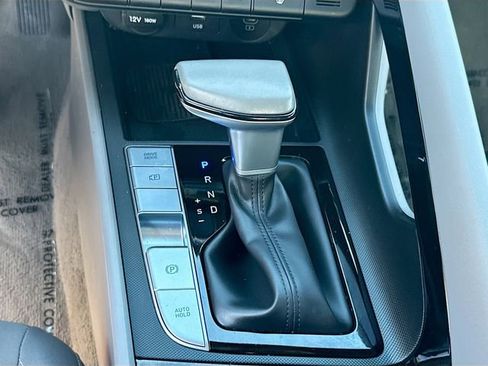 Used 2025 Hyundai Elantra SEL w/ Cargo Package image 16