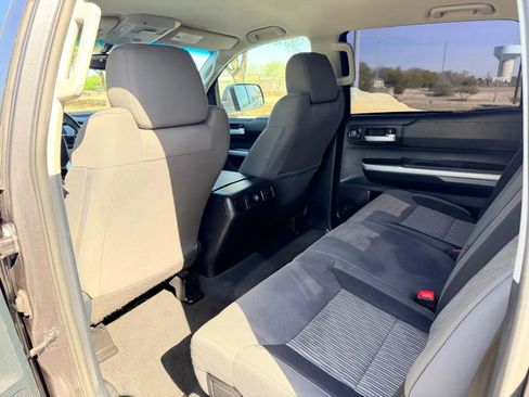 Used 2015 Toyota Tundra SR5 w/ SR5 Upgrade Package image 30