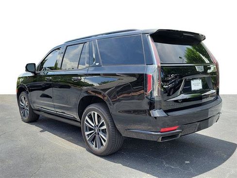 Certified 2022 Cadillac Escalade Sport w/ Touring Package RWD image 4