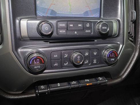 Used 2018 Chevrolet Silverado 1500 LT w/ All Star Edition AWD/4WD image 19