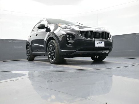 Used 2019 Kia Sportage EX w/ EX Sport Appearance Package AWD/4WD image 26