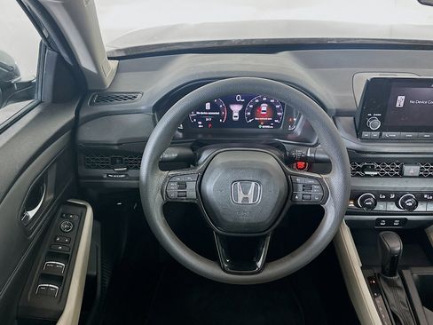 Used 2024 Honda Accord EX image 18