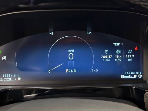 Certified 2025 Lincoln Corsair AWD w/ Equipment Group 101A image 24