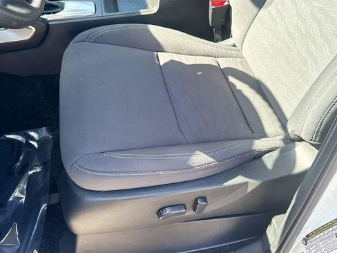 Certified 2024 Nissan Frontier SV w/ Technology Package image 18