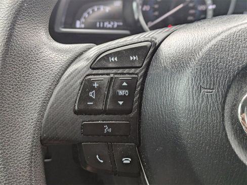 Used 2018 Toyota Yaris iA image 24