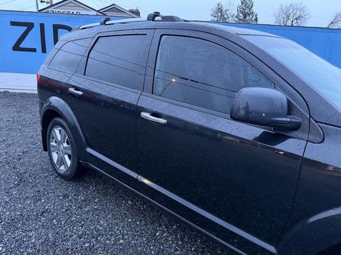 Used 2009 Dodge Journey R/T w/ Entertainment Group #2 image 9