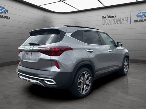 Used 2023 Kia Seltos SX w/ SX Sunroof Package AWD/4WD image 5