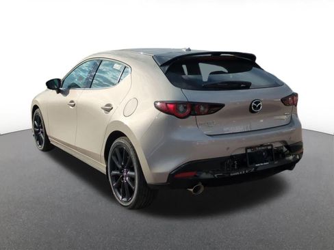 New 2026 MAZDA MAZDA3 Hatchback w/Premium Plus Pkg image 4