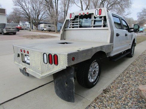 Used 2020 Ford F250 XL w/ STX Appearance Package image 7