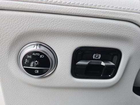 Certified 2023 Mercedes-Benz EQS 580 4MATIC SUV image 26