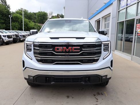 New 2026 GMC Sierra 1500 SLT w/ SLT Convenience Package AWD/4WD image 5