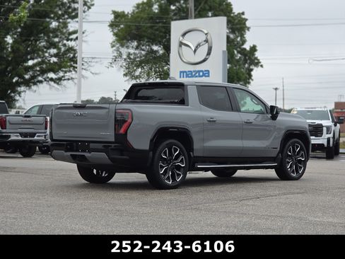 Used 2025 GMC Sierra EV Denali AWD/4WD image 7