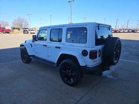Used 2021 Jeep Wrangler Unlimited Sahara 4xe w/ Cold Weather Group image 5