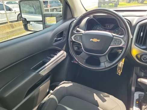 Used 2019 Chevrolet Colorado LT w/ LT Convenience Package image 13