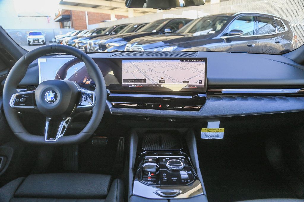 Used 2026 BMW 530i w/ M Sport Package RWD image 9