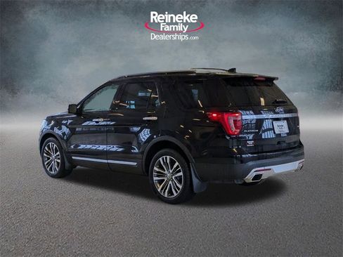 Used 2016 Ford Explorer Platinum image 8