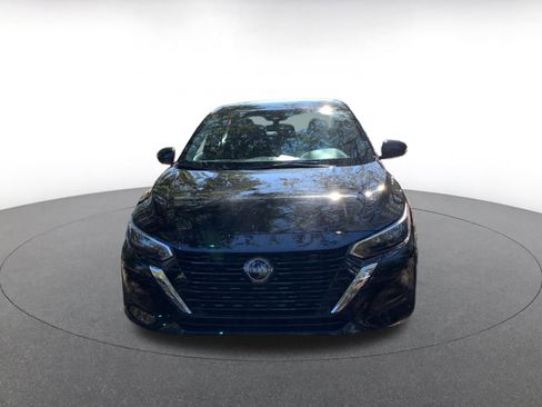 Used 2025 Nissan Sentra SV image 2