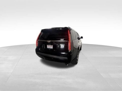 Used 2016 Cadillac Escalade Premium AWD/4WD image 7