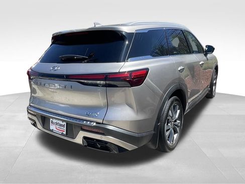 Used 2023 INFINITI QX60 Luxe w/ Performance Audio Package AWD/4WD image 4