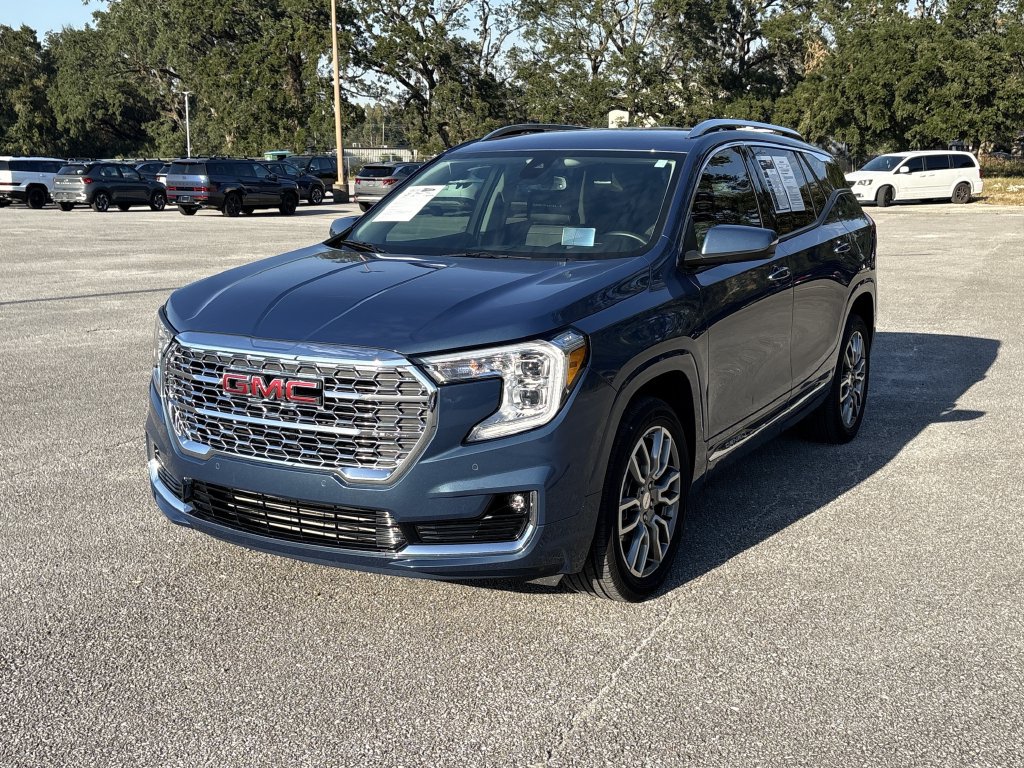 Used 2024 GMC Terrain Denali w/ LPO, Floor Liner Package AWD/4WD image 4