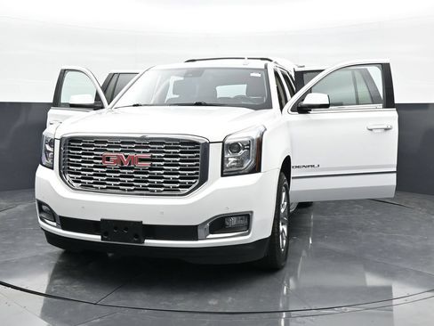 Used 2020 GMC Yukon Denali w/ Open Road Package AWD/4WD image 53