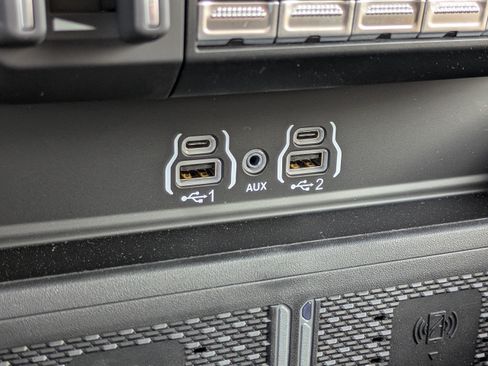 New 2026 RAM 3500 Big Horn AWD/4WD image 27