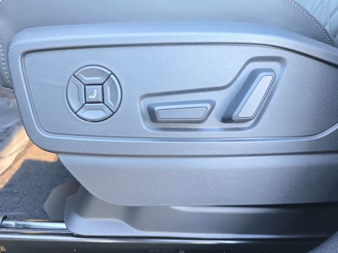 New 2025 Audi SQ5 Premium Plus image 27