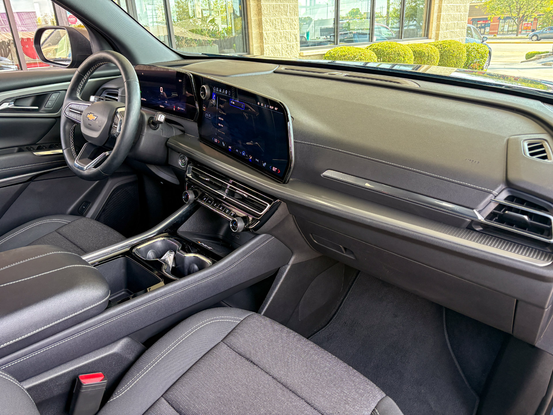 Used 2026 Chevrolet Traverse LT FWD image 20