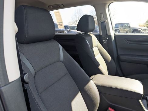 Used 2025 Honda CR-V EX image 31