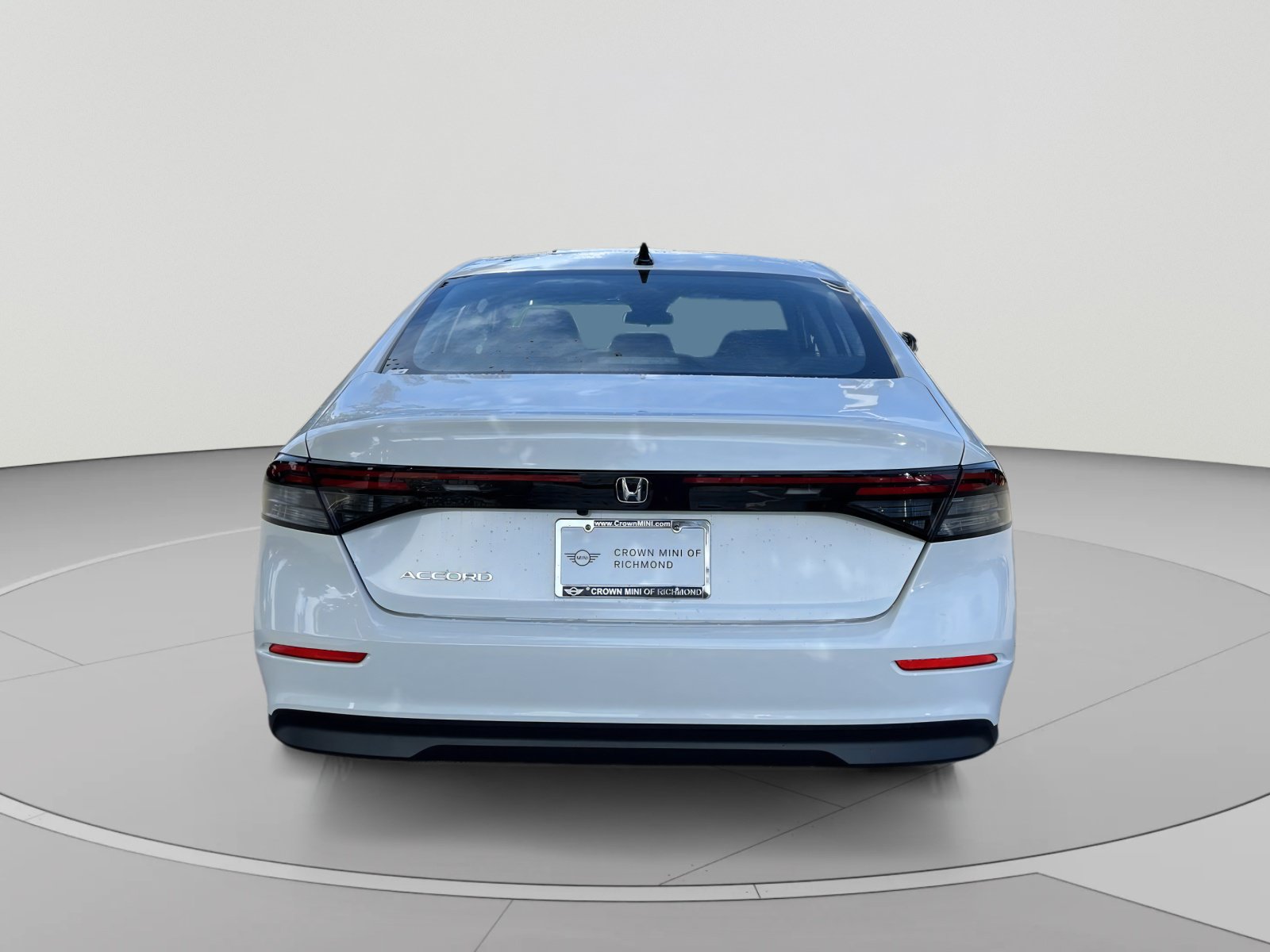 Used 2026 Honda Accord SE image 4