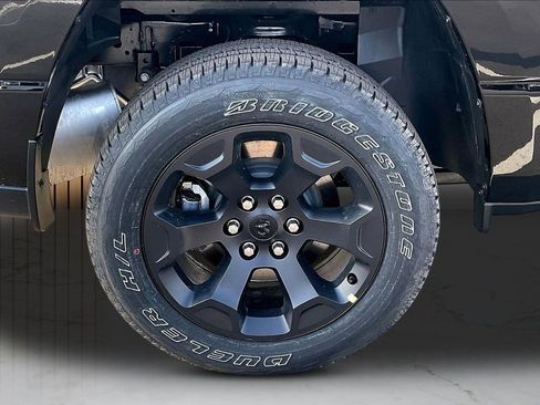 New 2026 RAM 1500 Express image 34