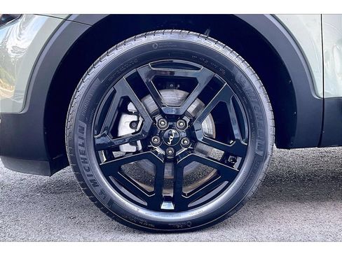 Used 2024 Kia Telluride SX X-Line AWD/4WD image 9