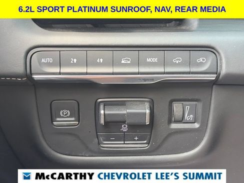 Used 2022 Cadillac Escalade ESV Sport Platinum w/ LPO, ONYX Package AWD/4WD image 12