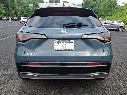 Used 2024 Honda HR-V EX-L image 4