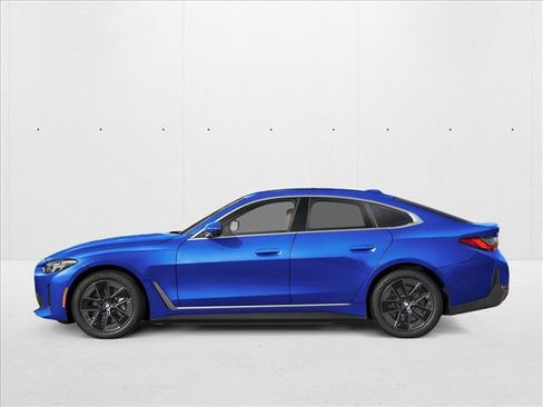 New 2026 BMW i4 eDrive40 w/ M Sport Package RWD image 3