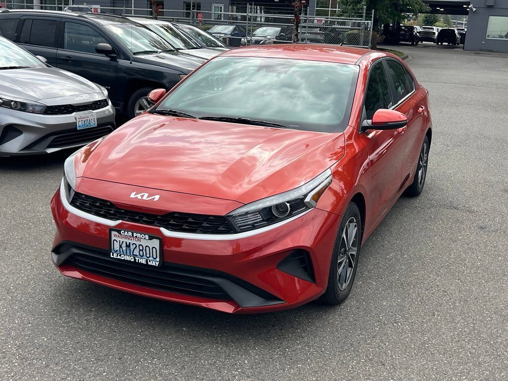 Certified 2023 Kia Forte LXS w/ LXS Technology Package FWD image 5