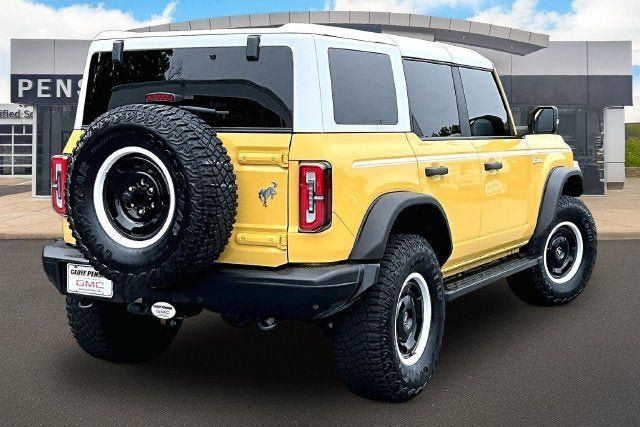 Used 2023 Ford Bronco Heritage Edition AWD/4WD image 2