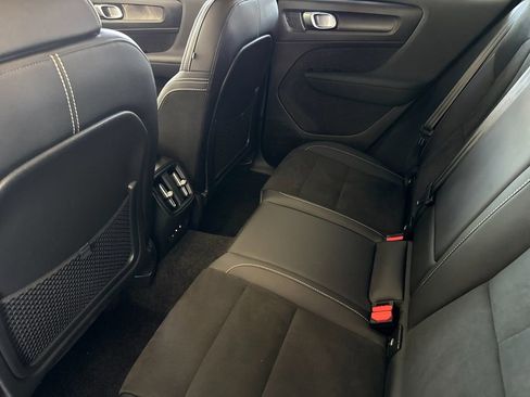 Certified 2023 Volvo C40 P8 Recharge Ultimate AWD/4WD image 11