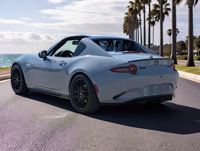 Used 2024 MAZDA MX-5 Miata RF Club RWD image 7